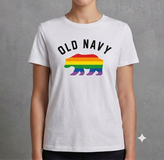 تیشرت زنانه با طرح خرس رنگین کمان از برند OldNavy
