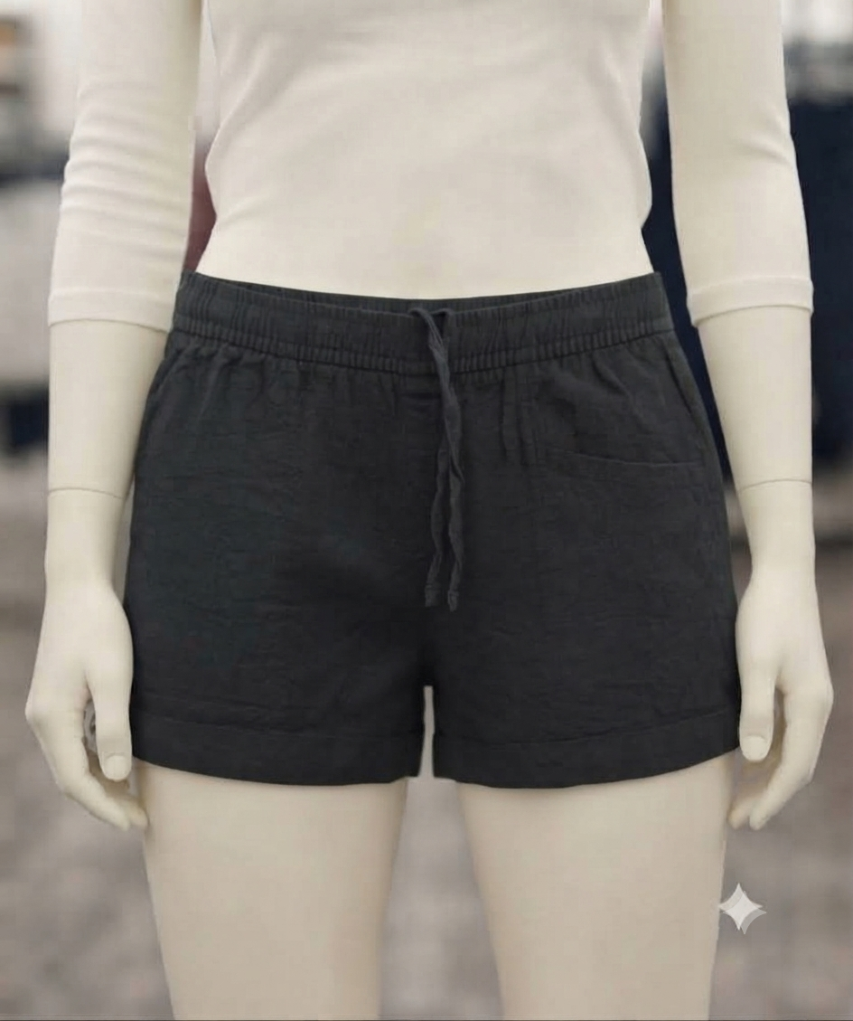 شلوارک  زنانه مدل مشکی کلاسیک از برند (Old Navy)