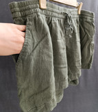 شلوارک زنانه سبز زیتونی از برند Old Navy