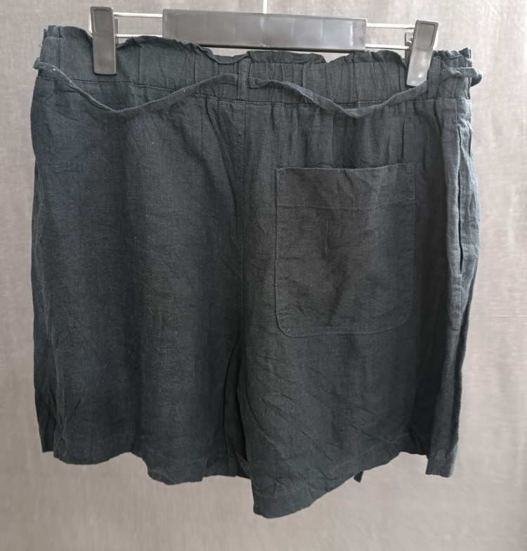 شلوارک زنانه مشکی کلاسیک از برند Universal Thread Goods Co
