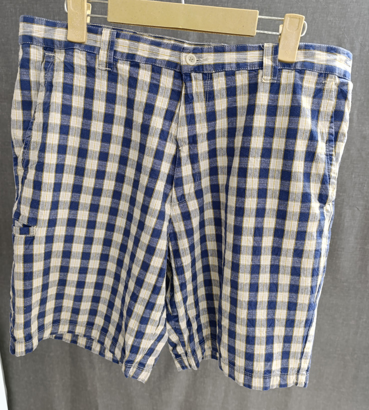 شلوارک مردانه چهارخانه از برند Dockers