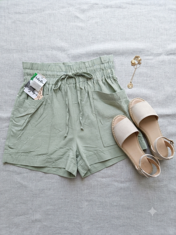 شلوارک زنانه مدل Smocked Waist Short از برند Indigo Rein