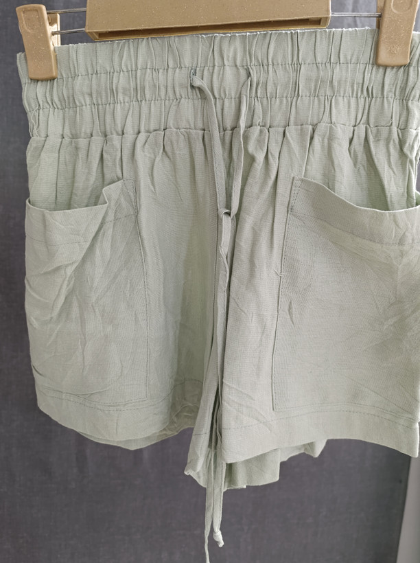 شلوارک زنانه مدل Smocked Waist Short از برند Indigo Rein